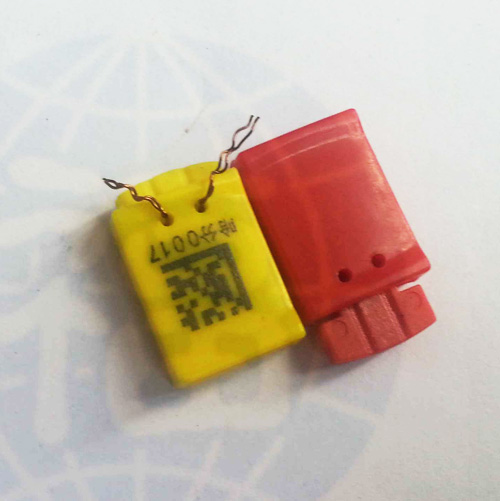 鉛(qian)封儀(yi)表封(feng)