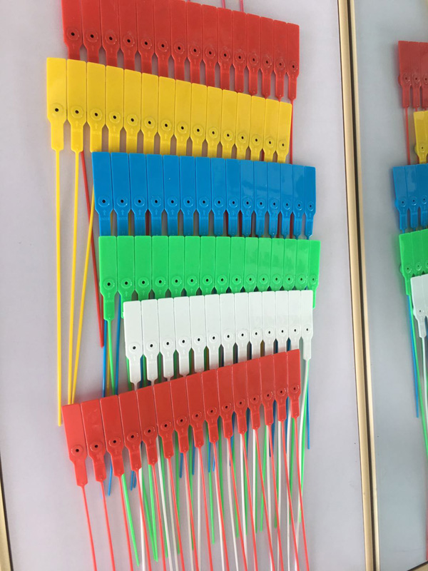 塑(su)料封條(tiao)鎖