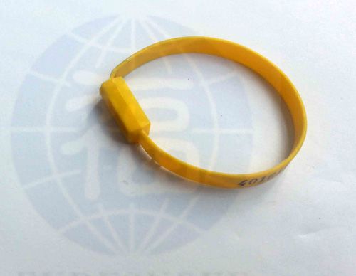 塑(su)料封條(tiao)鎖