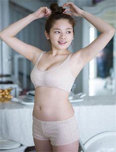 《美女自我安慰-年轻的母亲4中字在线观看视频播放》